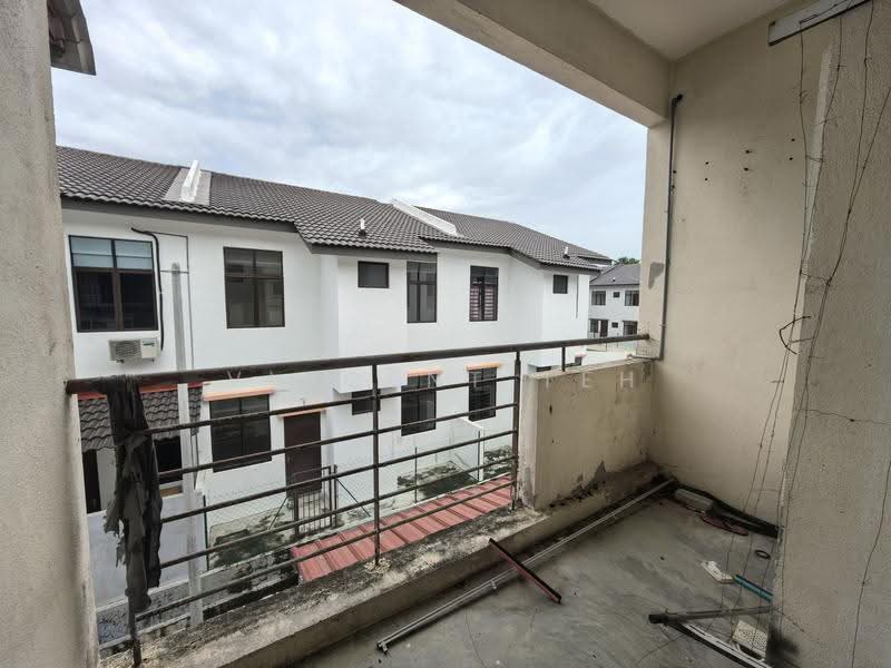 Shop / Office for Rent in Taman Pertam Jaya (Melaka City) - Vincent Teh - Balcony - PropertyGuru.com.my