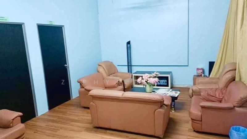 Rumah Berkembar untuk Disewa di Taman Bukit Tiram (Ulu Tiram) - Zephyr Khoo - Living Room - PropertyGuru.com.my