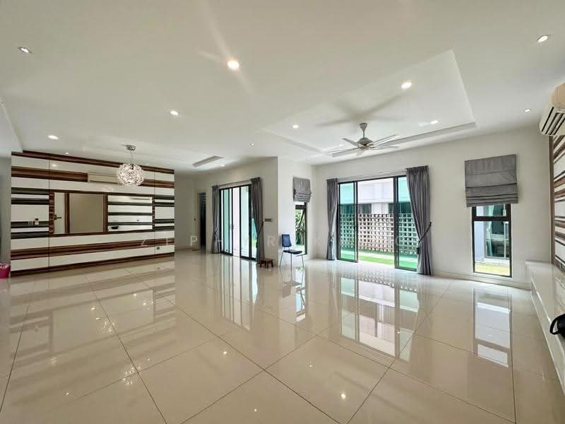 Semi-Detached House for Rent in East Ledang (Iskandar Puteri (Nusajaya)) - Zephyr Khoo - Living Room - PropertyGuru.com.my