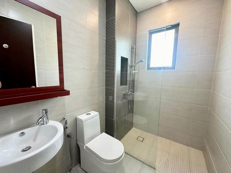 Semi-Detached House for Rent in East Ledang (Iskandar Puteri (Nusajaya)) - Zephyr Khoo - Bathroom - PropertyGuru.com.my