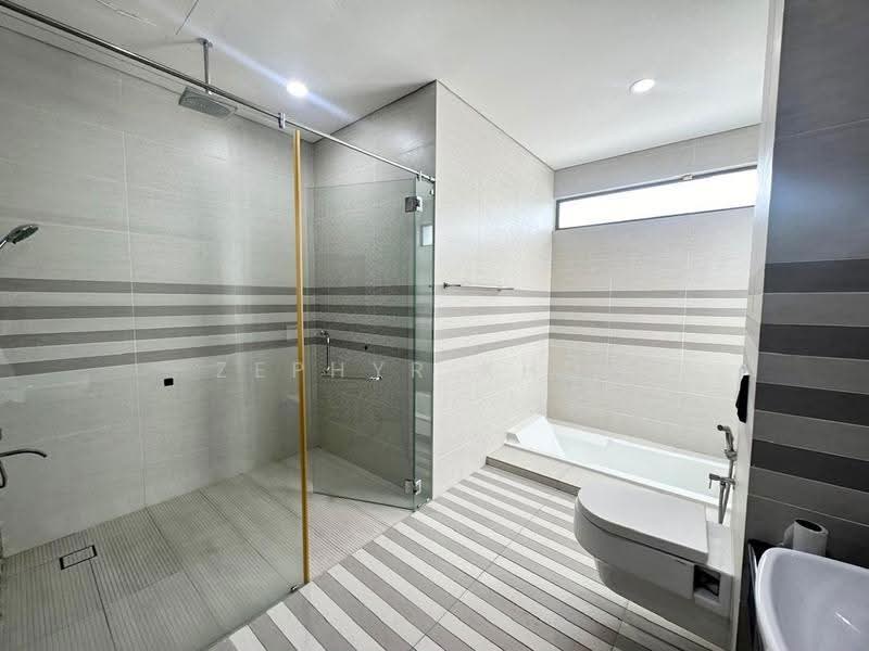 Semi-Detached House for Rent in East Ledang (Iskandar Puteri (Nusajaya)) - Zephyr Khoo - Bathroom - PropertyGuru.com.my