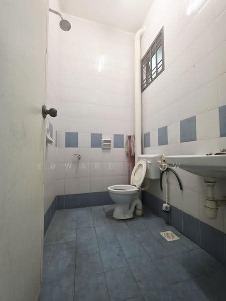 2-storey Terraced House for Rent in Taman Nusa Bestari (Iskandar Puteri (Nusajaya)) - Edward Siow - Bathroom - PropertyGuru.com.my