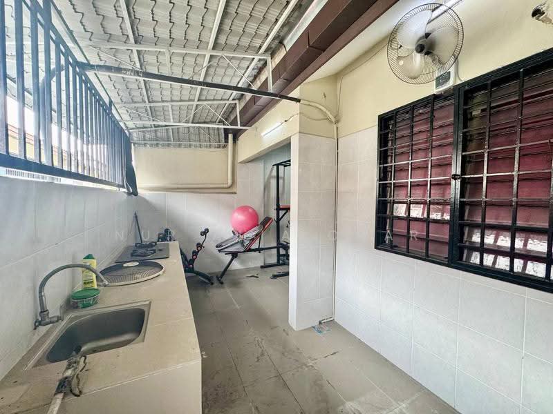 1.5-storey Terraced House for Sale in Usj 2 (Subang Jaya) - Nur Alia Omar - Gym - PropertyGuru.com.my