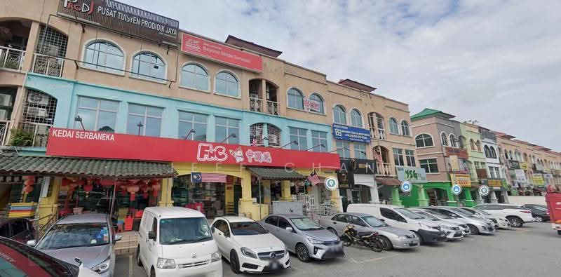 Kedai untuk Disewa di Bandar Puteri Puchong (Puchong) - Jeff Chan - Exterior - PropertyGuru.com.my