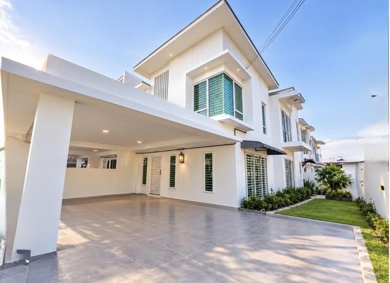 2-storey Terraced House for Sale in Bandar Sri Sendayan (Negeri Sembilan) - Ong Jia Hui - Exterior - PropertyGuru.com.my