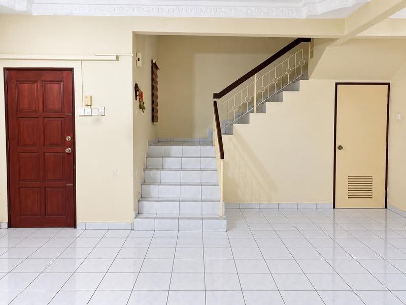 2-storey Terraced House for Sale in Bandar Bukit Tinggi (Klang) - Kho Daniel - Entrance - PropertyGuru.com.my