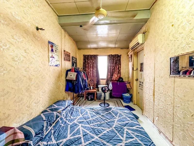 Rumah Teres 2-Tingkat untuk Dijual di Desa Latania (Shah Alam) - Mala Palanisamy - PropertyGuru.com.my