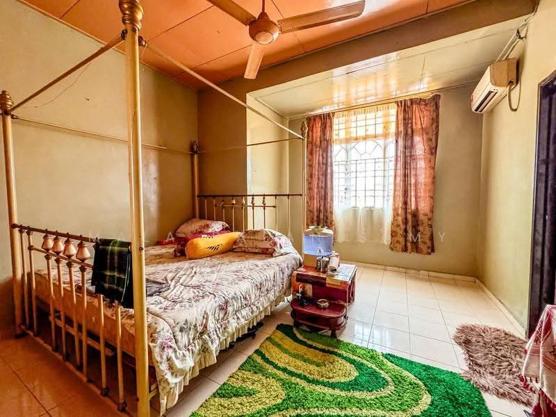 Rumah Teres 2-Tingkat untuk Dijual di Desa Latania (Shah Alam) - Mala Palanisamy - PropertyGuru.com.my