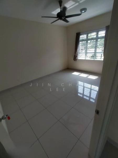 Semi-Detached House for Sale in Nusa Duta (Iskandar Puteri (Nusajaya)) - Jiin Chai Lee - Bedroom - PropertyGuru.com.my