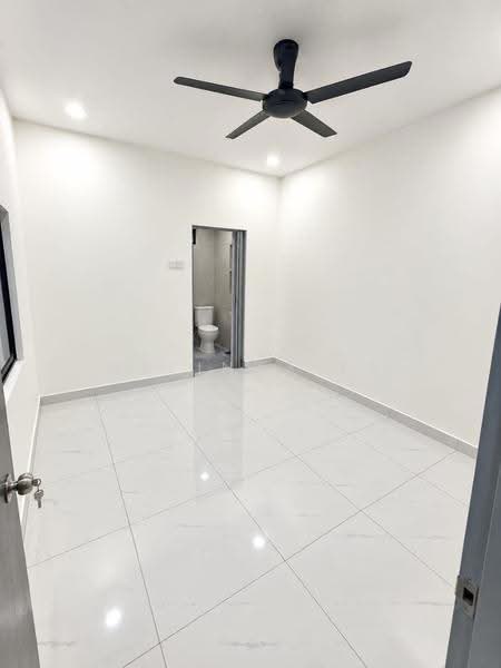 1-storey Terraced House for Sale in Taman Zamrud (Ulu Tiram) - Melinda Ee - Interior - PropertyGuru.com.my