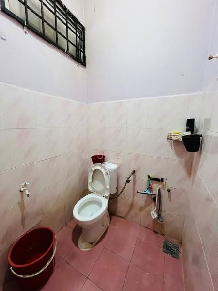 Rumah Teres 1-Tingkat untuk Dijual di Taman Jasa Utama (Selayang) - Mohd Mortadza Ahmad - Bathroom - PropertyGuru.com.my