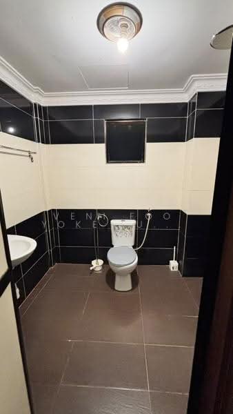 Pangsapuri untuk Disewa di Vista Bayu - Veni Foo Yoke Fuang - Bathroom - PropertyGuru.com.my