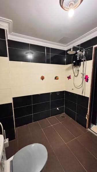 Pangsapuri untuk Disewa di Vista Bayu - Veni Foo Yoke Fuang - Bathroom - PropertyGuru.com.my
