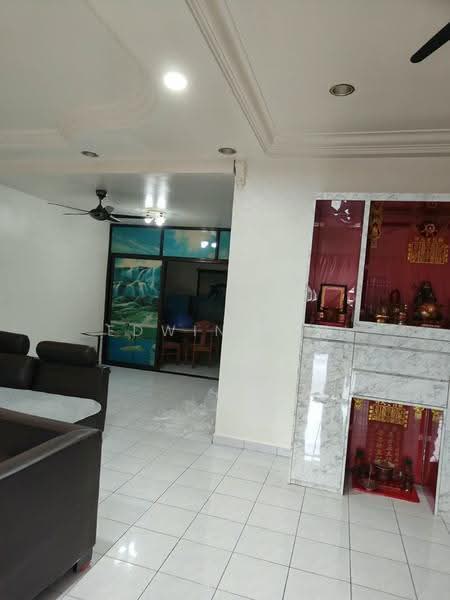 2-storey Terraced House for Sale in Mutiara Rini (Skudai) - Edwin Tay - PropertyGuru.com.my