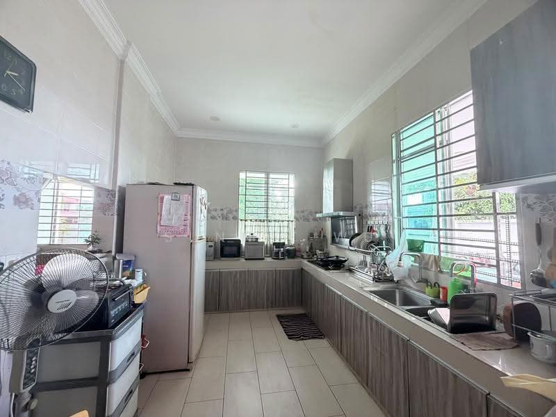 Rumah Berkembar untuk Disewa di Towering (Kota Kinabalu) - Sunnie Wu - Kitchen - PropertyGuru.com.my