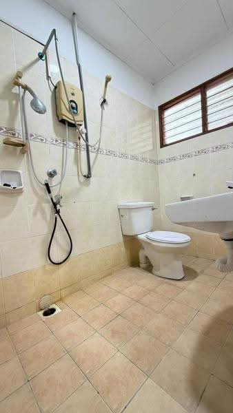 2-storey Terraced House for Sale in Taman Mutiara Rini (Skudai) - Melinda Ee - Bathroom - PropertyGuru.com.my