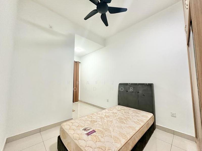 Rumah Teres untuk Dijual di Elmina (Shah Alam) - Norhafiz Bin Mohd Nor - Bedroom - PropertyGuru.com.my