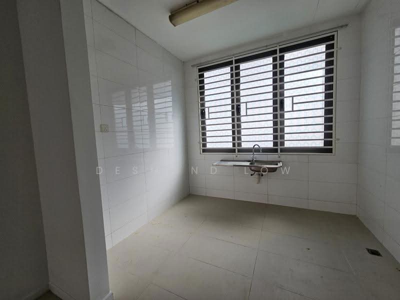 3-storey Terraced House for Sale in Gelugor (Penang) - Desmond Low - PropertyGuru.com.my