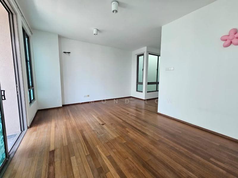 3-storey Terraced House for Sale in Gelugor (Penang) - Desmond Low - PropertyGuru.com.my