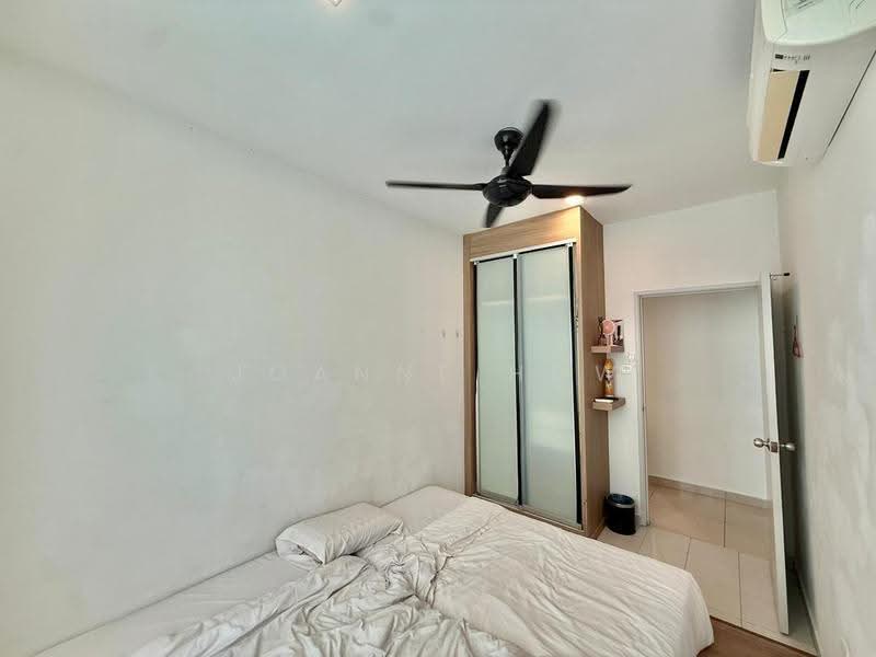 Kondominium untuk Dijual di Kenanga Residence - Joanne How - Bedroom - PropertyGuru.com.my