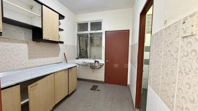 Apartment for Sale at Angkasa Apartment - Jacklyn Wong - Kitchen - PropertyGuru.com.my
