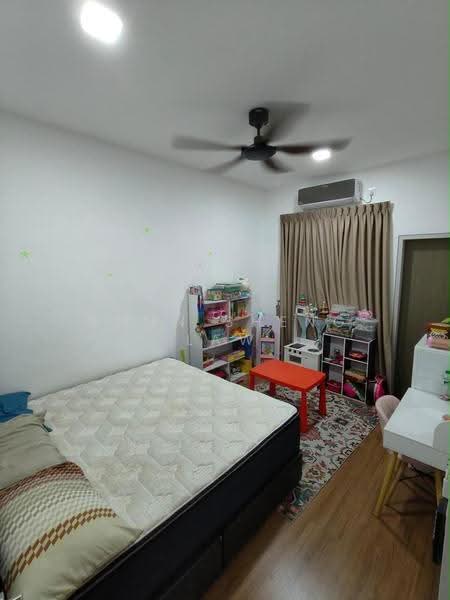 2-storey Terraced House for Sale in Serene Heights (Semenyih) - Soon Sheng Law - Bedroom - PropertyGuru.com.my