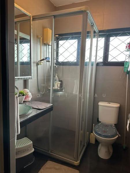 2-storey Terraced House for Sale in Taman Kolam Air (Johor Bahru) - Kho Jit Keau - Bathroom - PropertyGuru.com.my