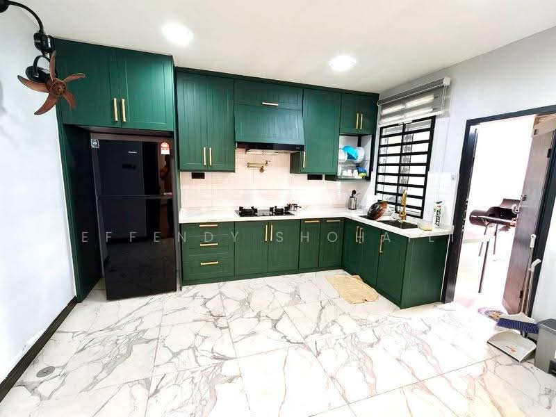 Bungalow House for Sale in Kuala Selangor (Selangor) - Effendy Shohaili - Kitchen - PropertyGuru.com.my