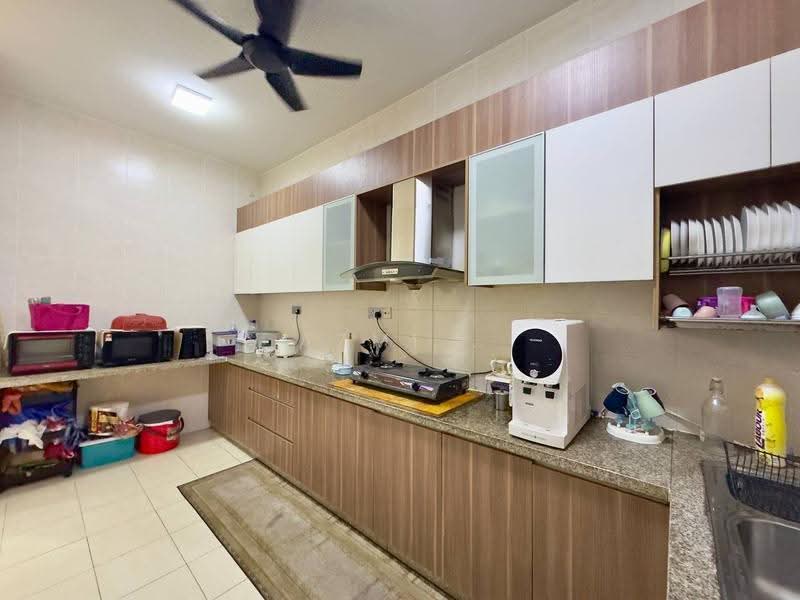 2-storey Terraced House for Sale in Alam Budiman (Shah Alam) - Azmi . - PropertyGuru.com.my