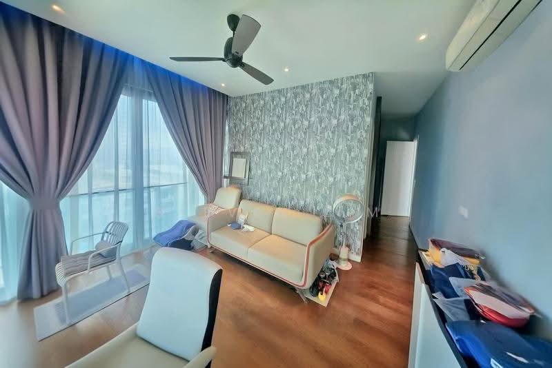 Kondominium untuk Dijual di One Central Park - Steven Lim - Living Room - PropertyGuru.com.my