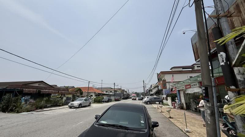 Bungalow House for Sale in Seksyen 1 (Petaling Jaya) - Polly Lew - Exterior - PropertyGuru.com.my