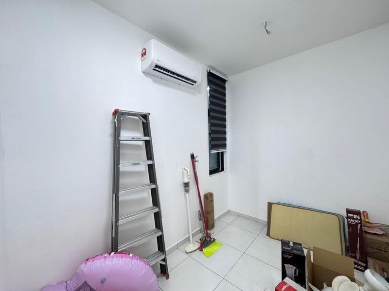 Condominium for Rent at Grand Residence @ Merak Mas - Joanne How - Interior - PropertyGuru.com.my