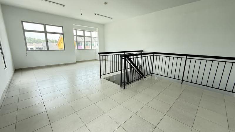 Rumah Teres untuk Dijual di Taman Kundang Jaya (Rawang) - Chloe Kok - Interior - PropertyGuru.com.my