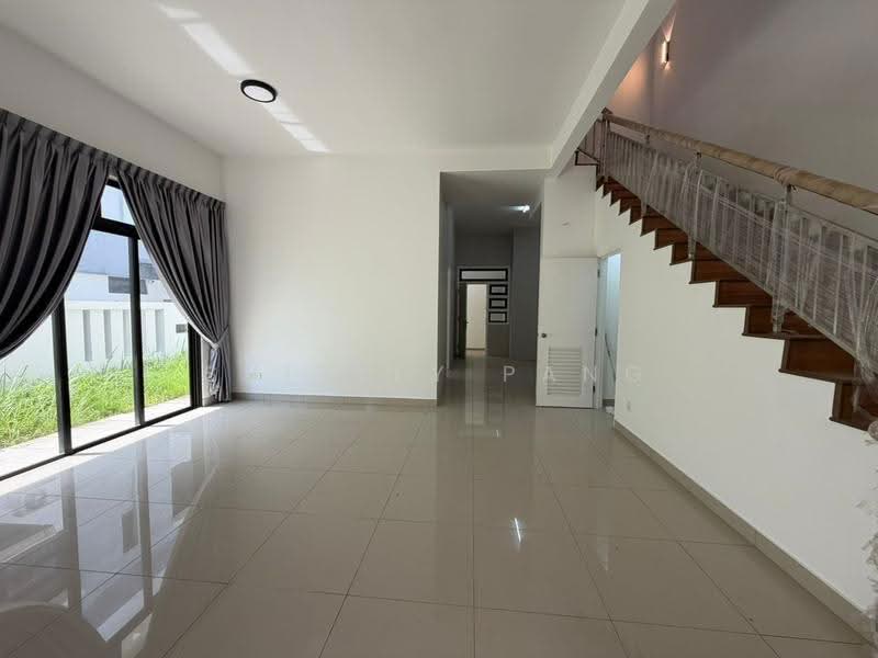 Cluster House for Sale in Bukit Indah (Iskandar Puteri (Nusajaya)) - Shirley Pang - Living Room - PropertyGuru.com.my