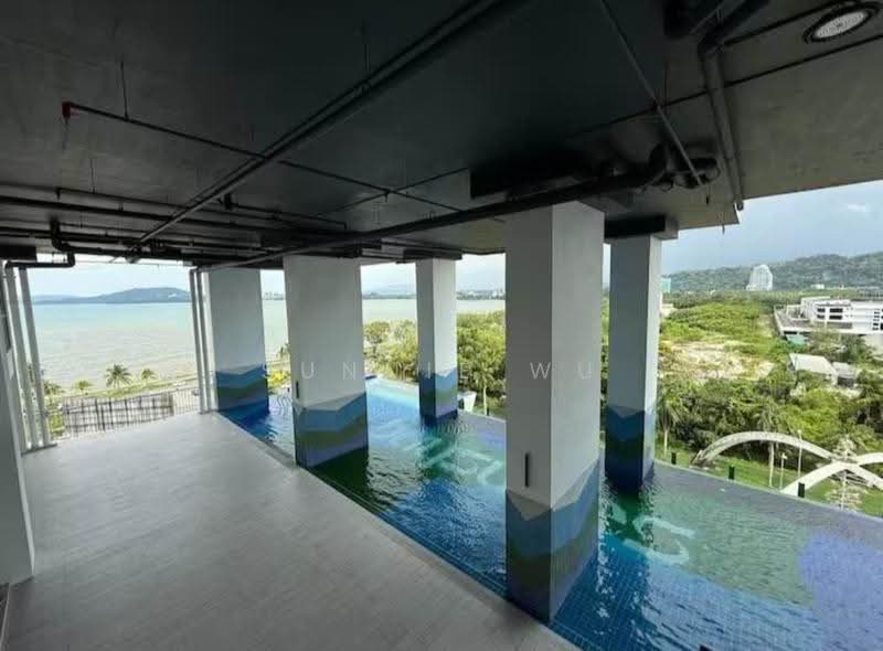 Kediaman Servis untuk Disewa di Bay Suites - Sunnie Wu - Pool - PropertyGuru.com.my