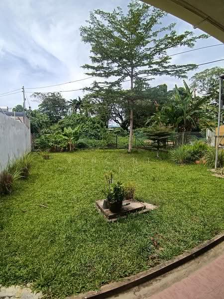 Semi-Detached House for Sale in Likas (Kota Kinabalu) - Vincent Leong - Garden - PropertyGuru.com.my