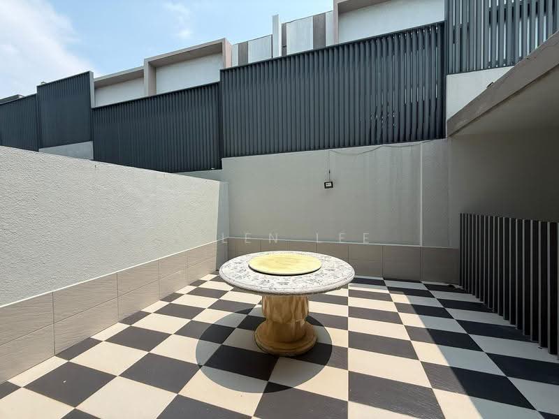Rumah Teres untuk Dijual di Iskandar Puteri (Nusajaya) (Johor) - Helen Lee - Exterior - PropertyGuru.com.my
