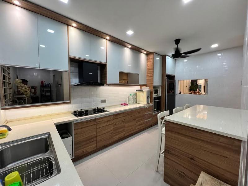 2-storey Terraced House for Sale in Kota Emerald (Rawang) - SK Luk - Kitchen - PropertyGuru.com.my