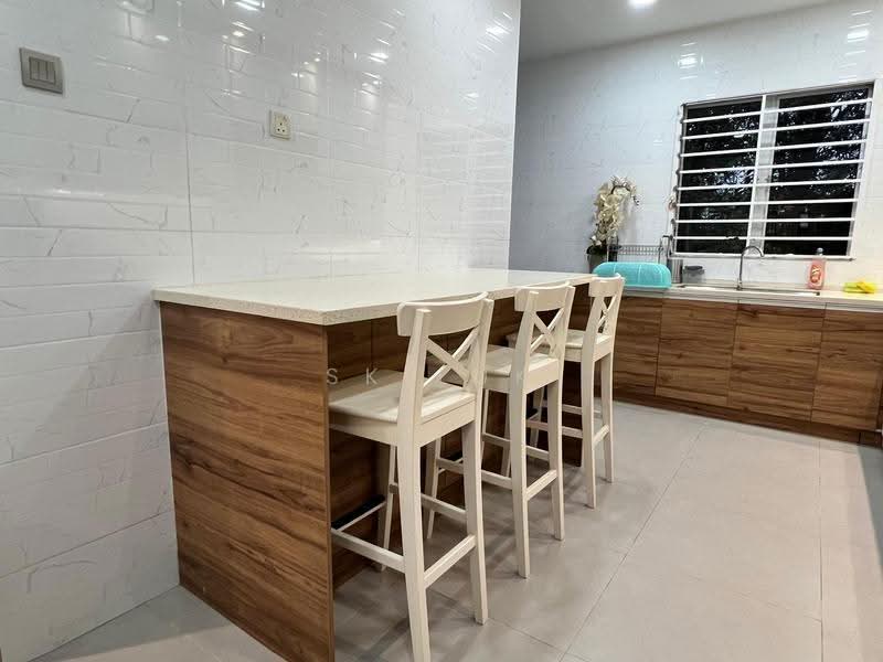 2-storey Terraced House for Sale in Kota Emerald (Rawang) - SK Luk - Kitchen - PropertyGuru.com.my
