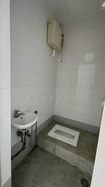 Condominium for Rent at USJ One Avenue Condo - Rachael Lee - Bathroom - PropertyGuru.com.my