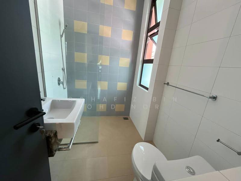 Bungalow House for Rent in Subang Jaya (Selangor) - Norhafiz Bin Mohd Nor - Bathroom - PropertyGuru.com.my