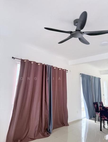2-storey Terraced House for Rent in Bandar Sri Sendayan (Negeri Sembilan) - Ong Jia Hui - Living Room - PropertyGuru.com.my