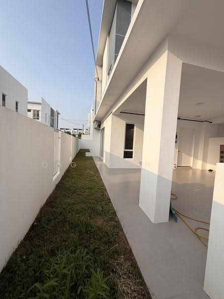 2-storey Terraced House for Rent in Bandar Sri Sendayan (Negeri Sembilan) - Ong Jia Hui - Exterior - PropertyGuru.com.my