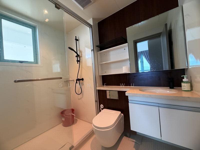 Kediaman Servis untuk Disewa di Bay Suites - Sunnie Wu - Bathroom - PropertyGuru.com.my