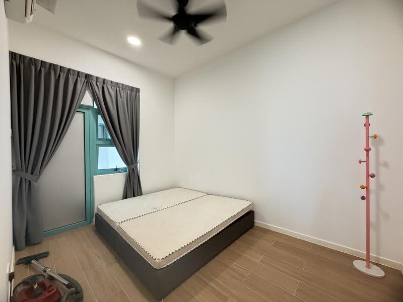 Kediaman Servis untuk Disewa di Bay Suites - Sunnie Wu - Bedroom - PropertyGuru.com.my