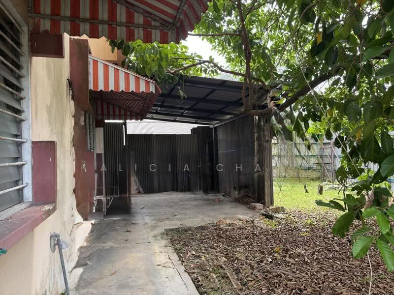 Rumah Banglo untuk Dijual di Rahang (Seremban) - Alicia Chan - Side View - PropertyGuru.com.my