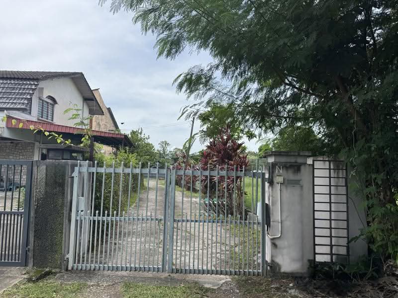 Rumah Banglo untuk Dijual di Rahang (Seremban) - Alicia Chan - Main Entrance - PropertyGuru.com.my