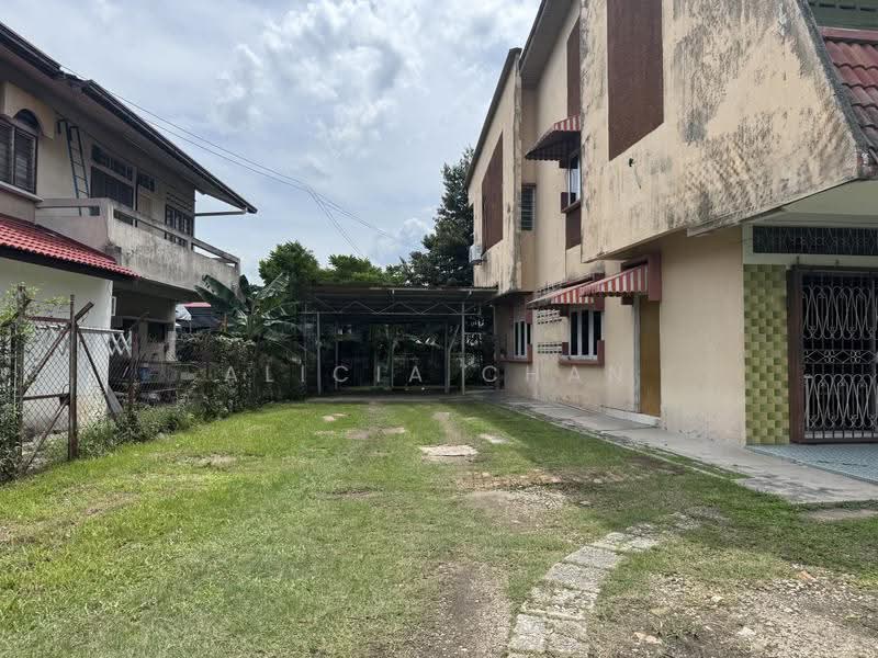Rumah Banglo untuk Dijual di Rahang (Seremban) - Alicia Chan - Car Porch - PropertyGuru.com.my
