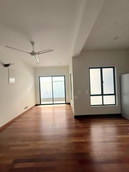 Rumah Berkembar untuk Dijual di Taman Villa Perdana (Kajang) - Candace Wong - PropertyGuru.com.my