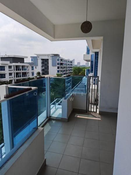 Pangsapuri untuk Dijual di Putra 1 - Soon Sheng Law - Balcony - PropertyGuru.com.my